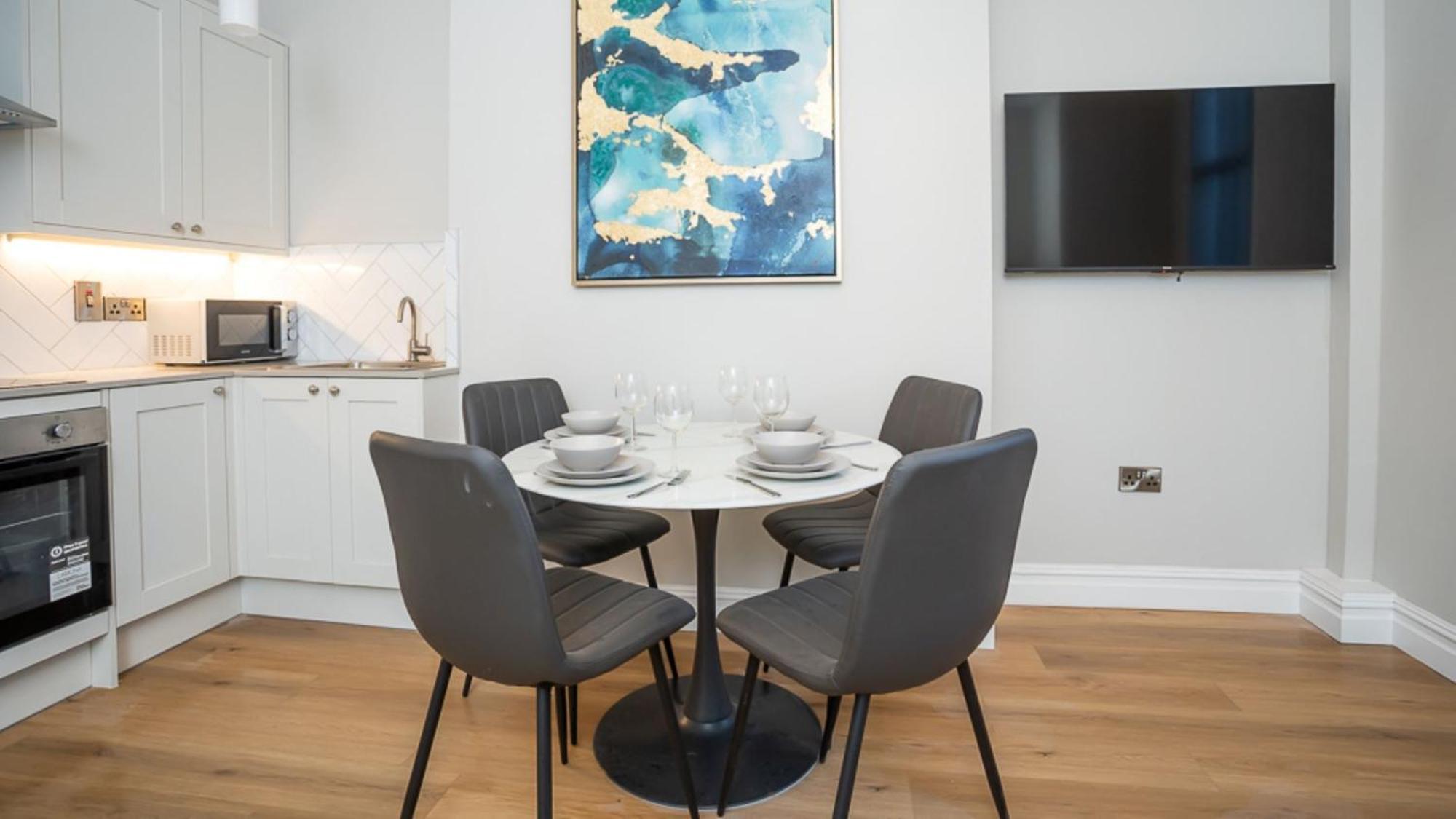 Modern 2 Bdr Apartment At Queens By Belfast City Breaks Екстер'єр фото